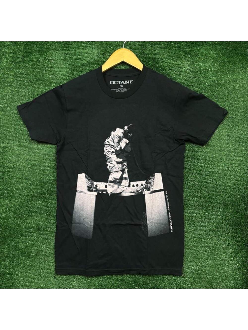 Don Toliver Presents Octane Hip-Hop Album T-Shirt Size Small